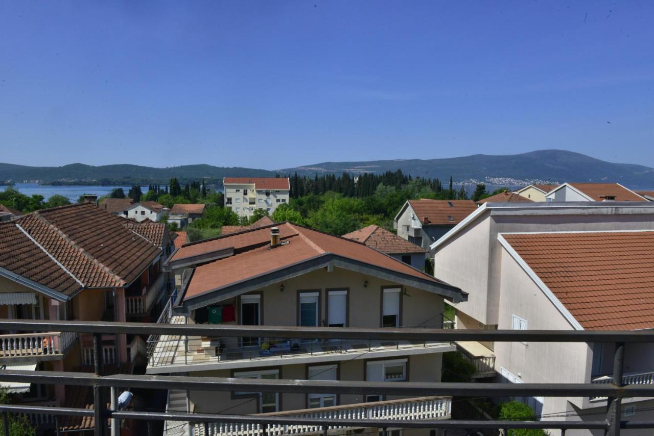 Milosavljevic Apartments Tivat Exterior photo